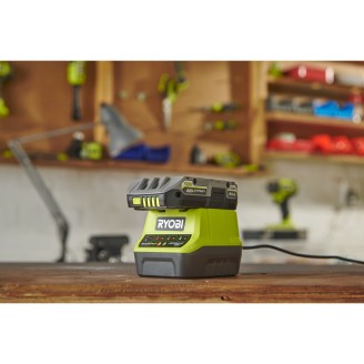 Perceuse-visseuse à percussion 18V ONE+™ + meuleuse