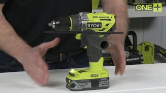 Perceuse-visseuse à percussion Brushless 18V ONE+ et 2 Batteries Lithium (1 x 2.0 Ah et 1 x 5.0 Ah)